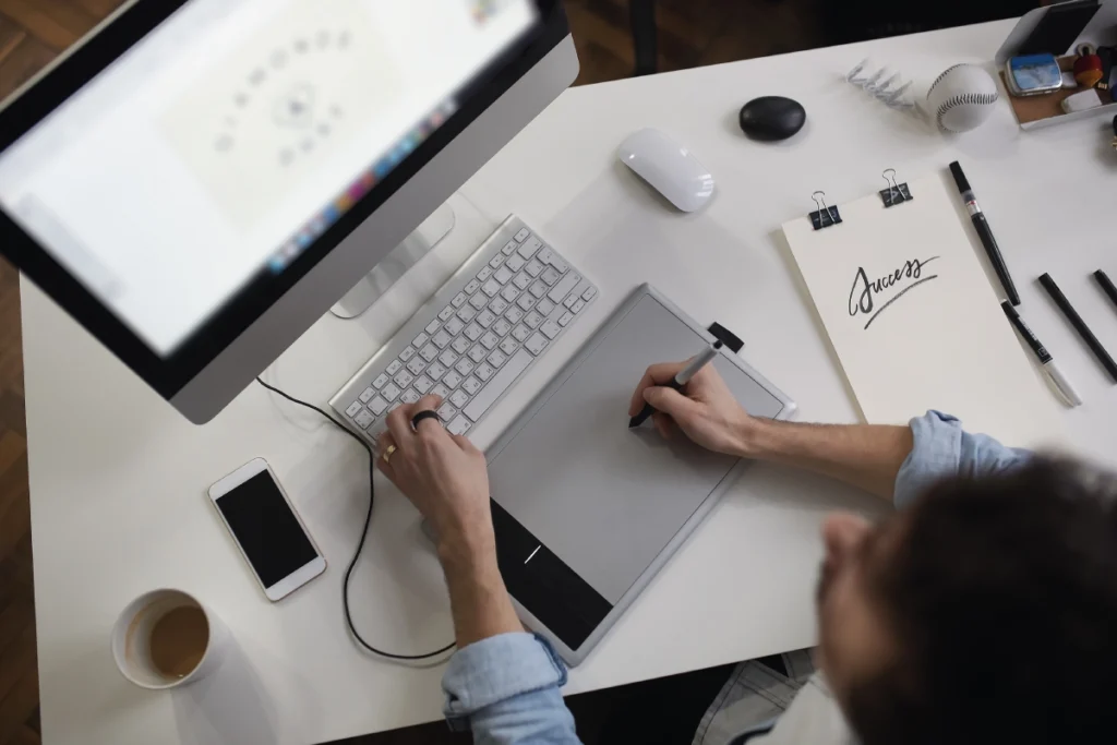 proceso diseno logotipo identidad optimizar